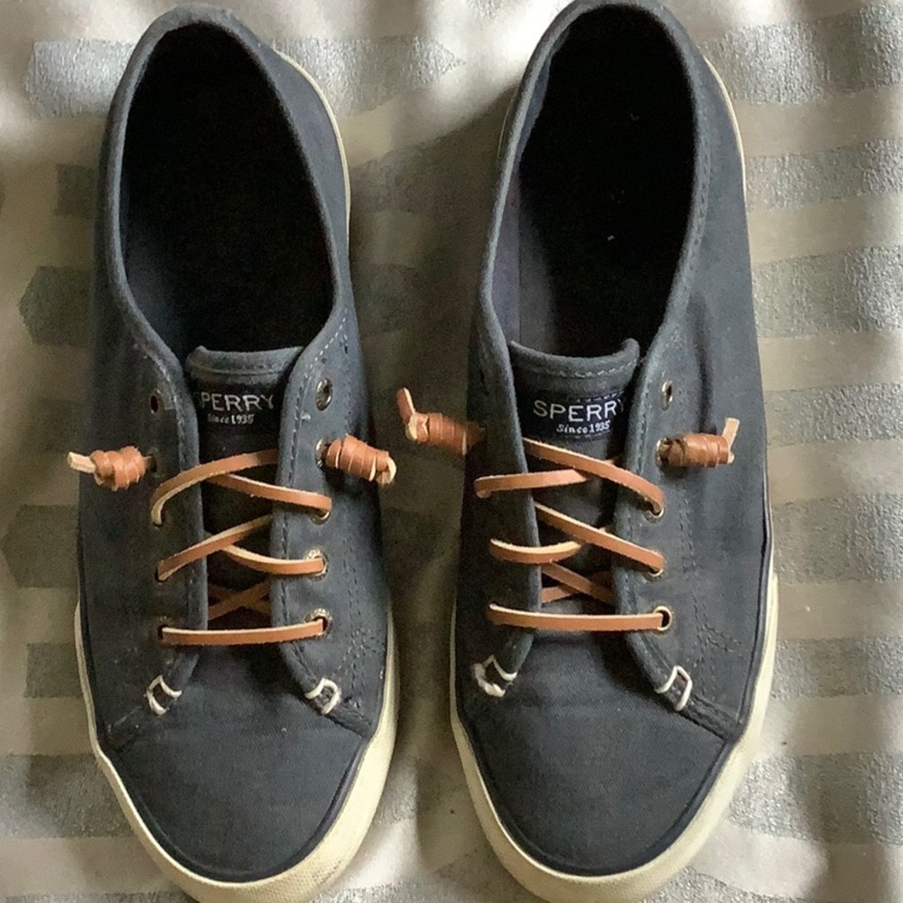 Sperry canvas boat shoes